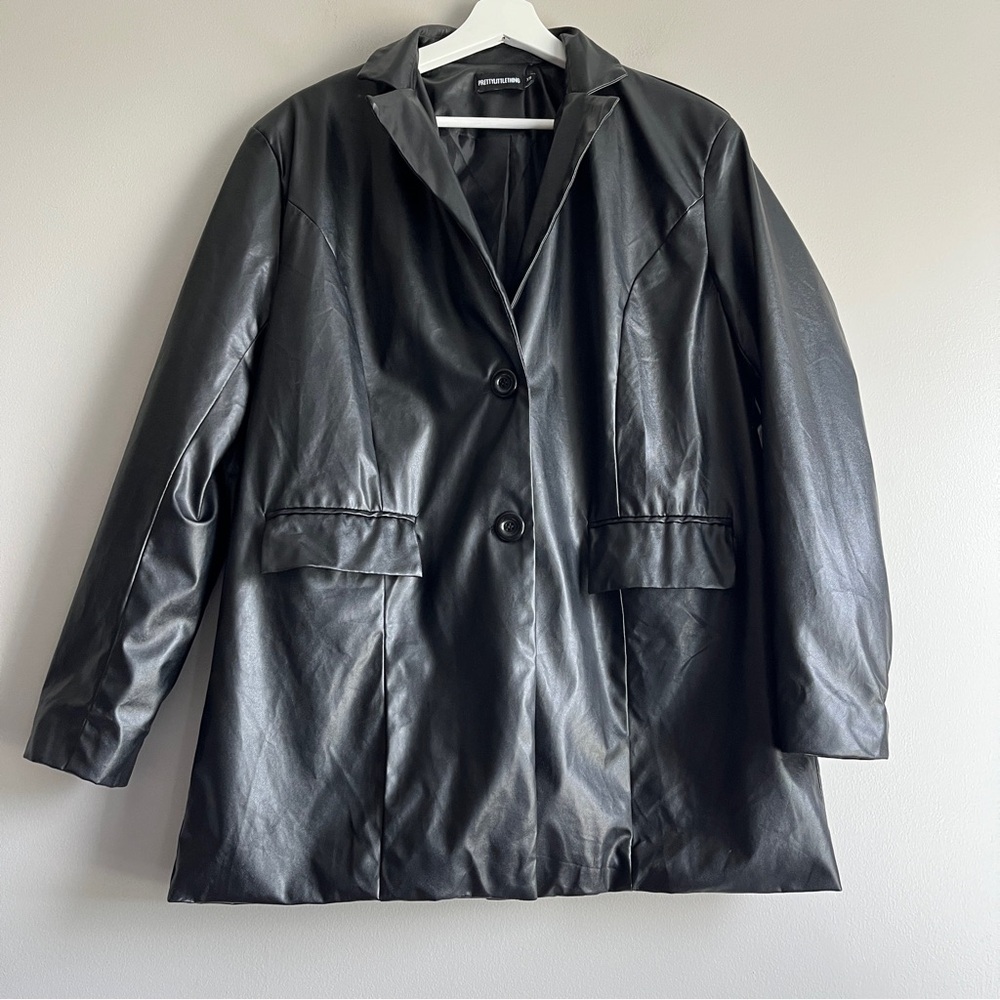 Pretty Little Thing black faux leather coat XS 2 button oversize jacket blazer